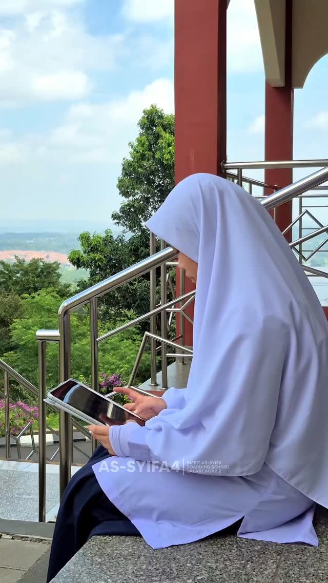 Instagram post from smpitassyifajlc2. This post is in position 2.