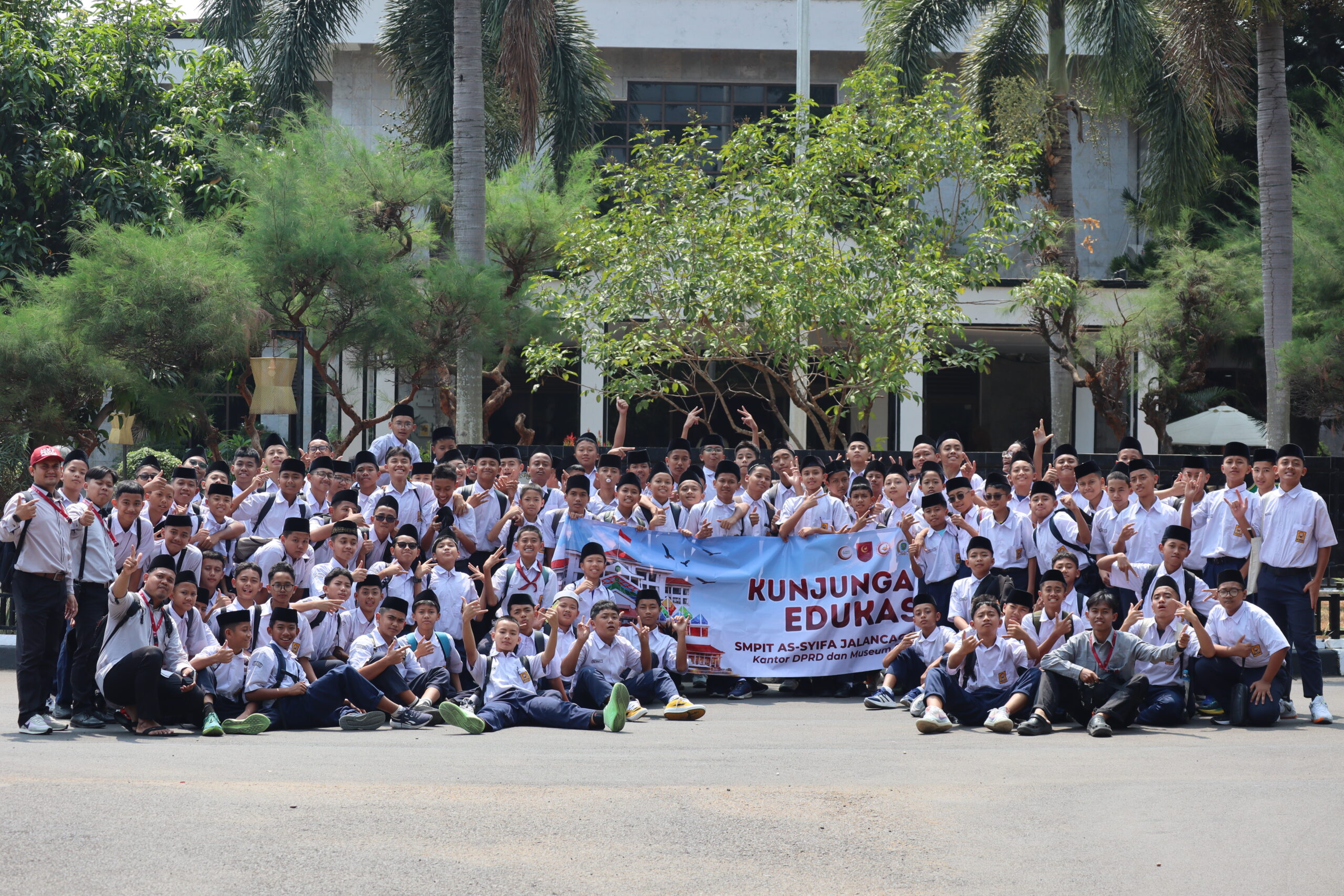 SMPIT As-Syifa Jalancagak 2 Gelar Kunjungan Edukasi ke DPRD dan Museum Subang 17 Kunjungan Edukasi 2026 2 scaled